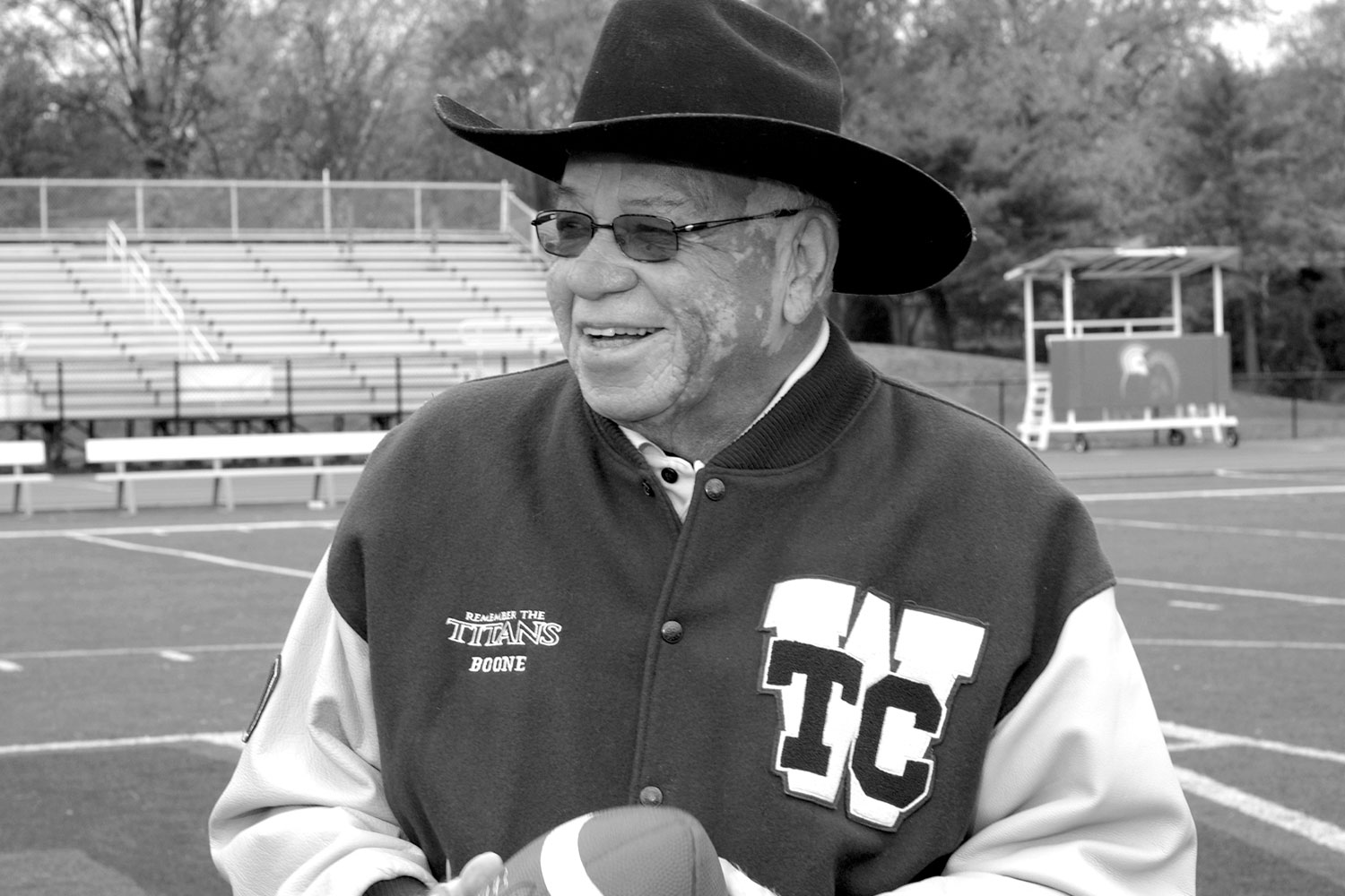 Herman Boone, Coach of the 'Remember the Titans' Football Team, Dies |  ALXnow