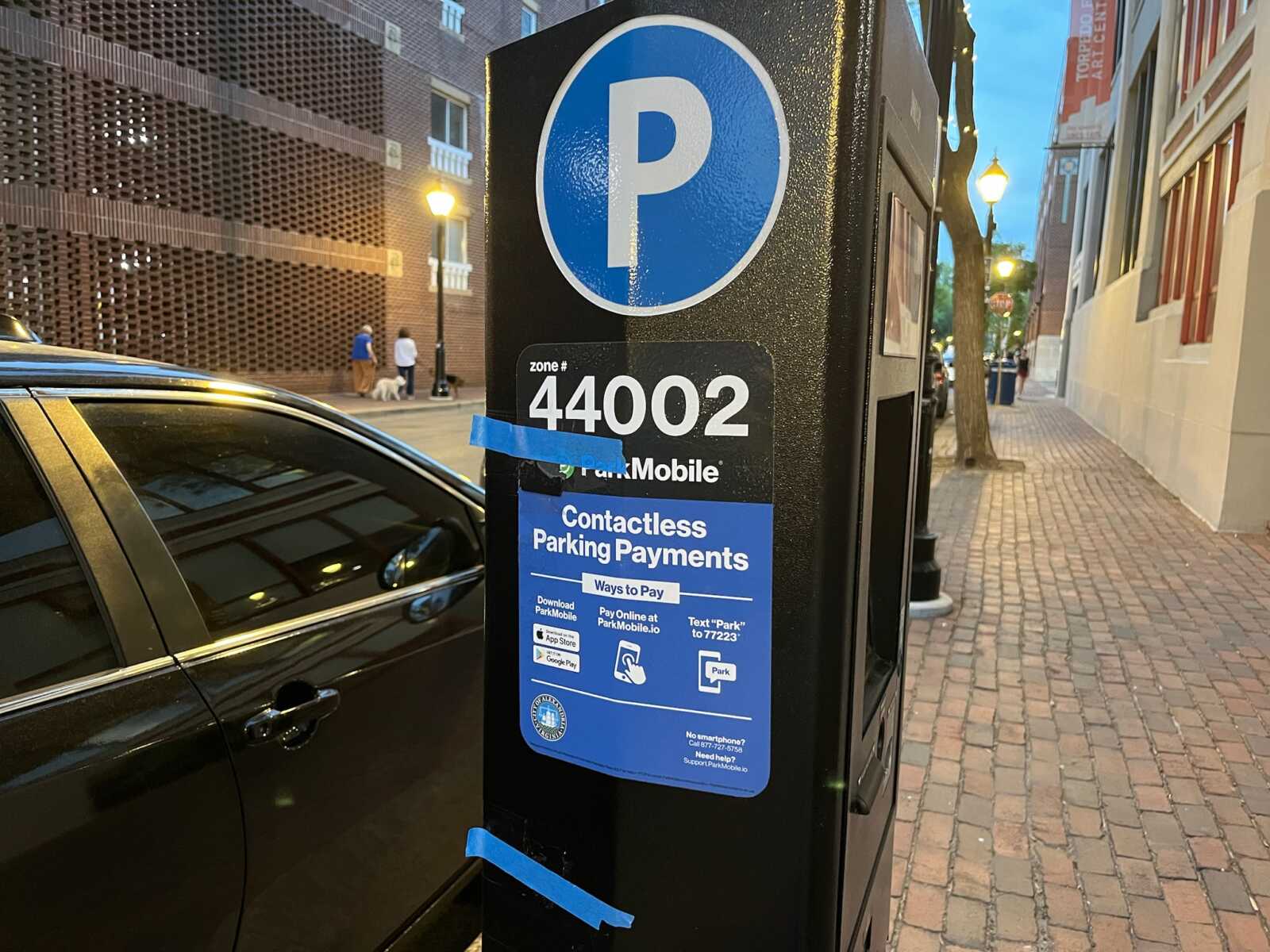 Image for City Council axes Sunday paid parking proposal, increases other parking fees