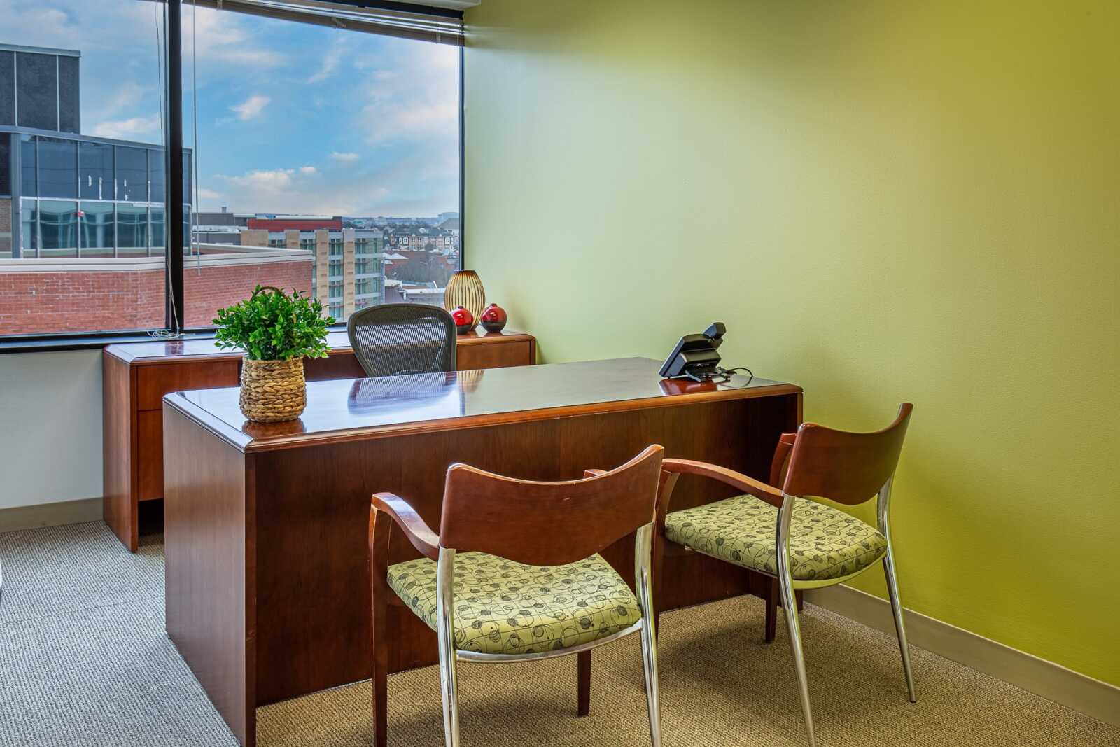 Image from A 5-Star Workday in the Heart of Old Town Alexandria