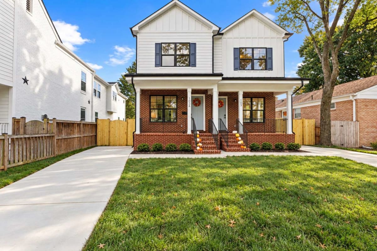 103A Oxford Ave
